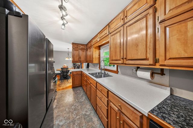 403 N Lafayette Street, Cloverdale, IN 46120