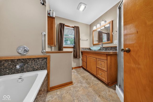 403 N Lafayette Street, Cloverdale, IN 46120