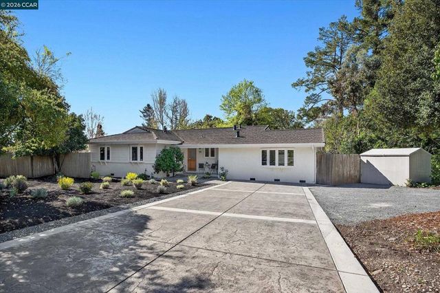 50 Ivy Dr, Orinda, CA 94563