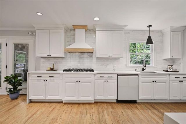 7680 Ryefield Drive, Atlanta, GA 30350