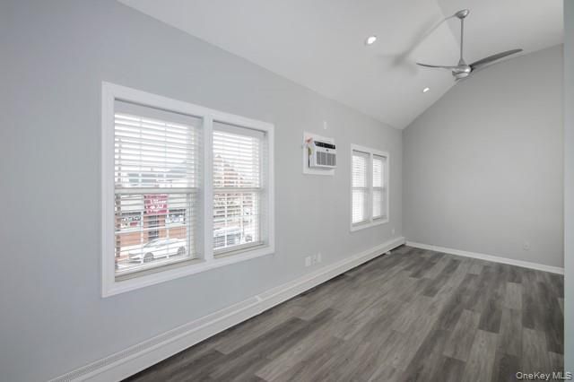 183 N Wellwood Avenue 8, Lindenhurst, NY 11757