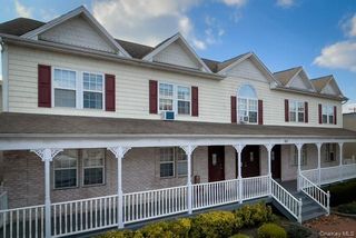 183 N Wellwood Avenue 8, Lindenhurst, NY 11757