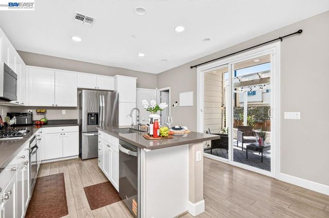 205 Stratus Cmn, Livermore, CA 94550