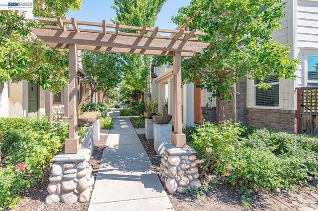 205 Stratus Cmn, Livermore, CA 94550