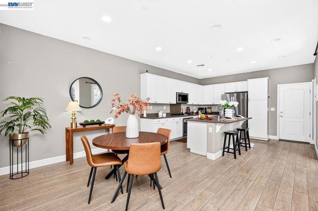 205 Stratus Cmn, Livermore, CA 94550