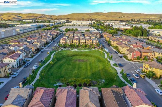 205 Stratus Cmn, Livermore, CA 94550