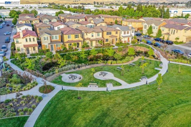 205 Stratus Cmn, Livermore, CA 94550