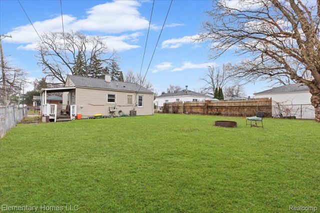 1985 Pilgrim Street, Ferndale, MI 48220