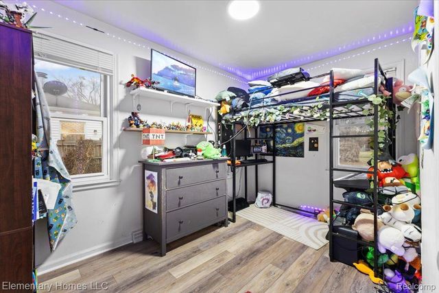 1985 Pilgrim Street, Ferndale, MI 48220