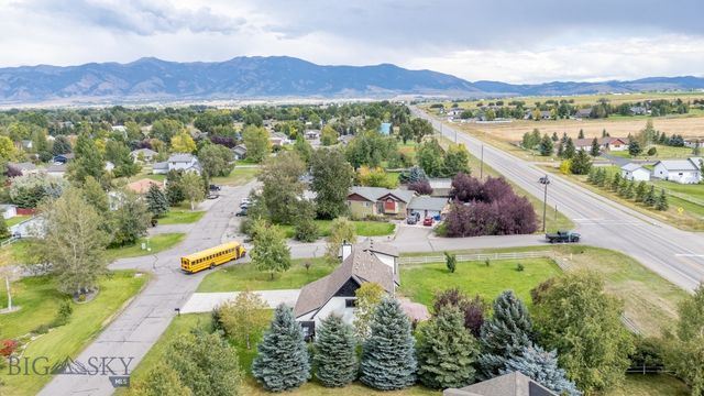 174 Valley Grove Drive, Bozeman, MT 59718