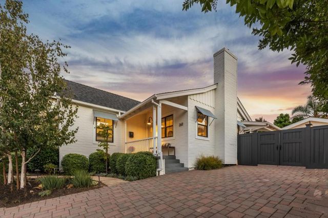 2611 Thornhill Drive, San Carlos, CA 94070