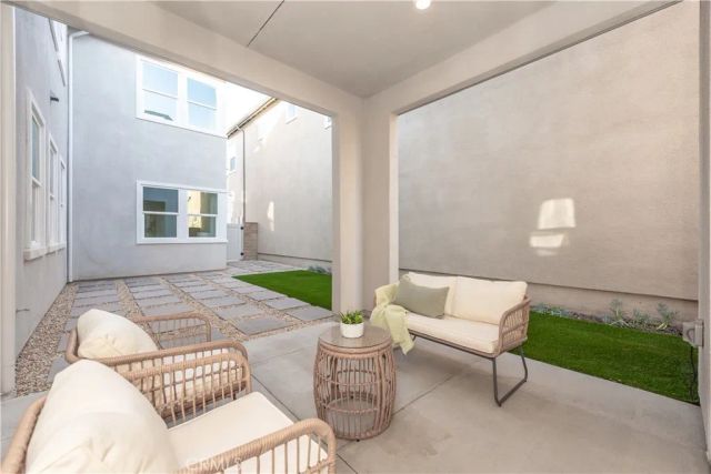 317 Sora, Irvine, CA 92618