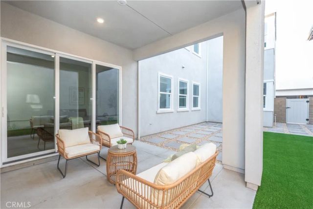 317 Sora, Irvine, CA 92618