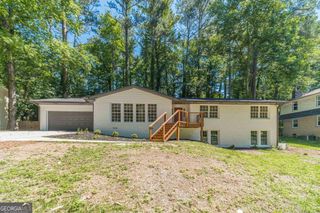 664 Hickory Ridge Road SW, Lilburn, GA 30047