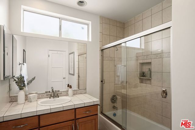 14022 Margate Street, Los Angeles, CA 91401