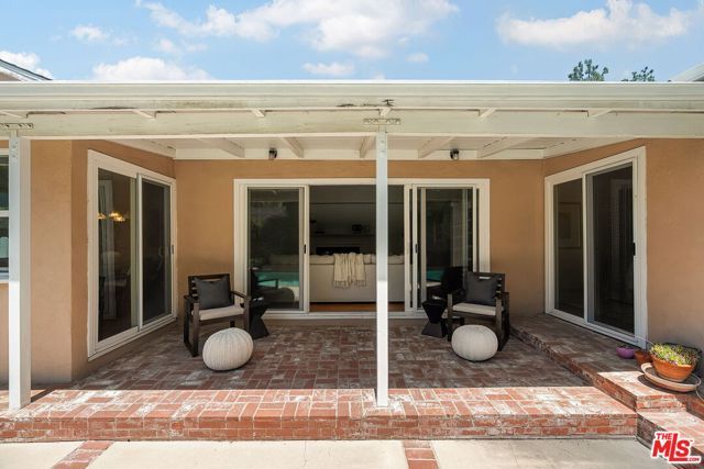 14022 Margate Street, Los Angeles, CA 91401