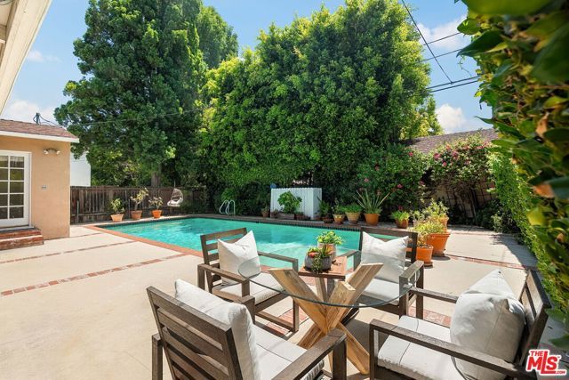 14022 Margate Street, Los Angeles, CA 91401