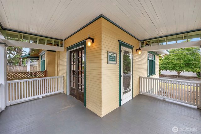 1502 Rainier Avenue, Everett, WA 98201