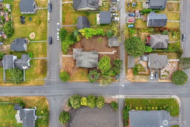 1502 Rainier Avenue, Everett, WA 98201