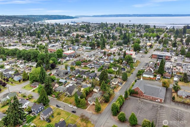 1502 Rainier Avenue, Everett, WA 98201
