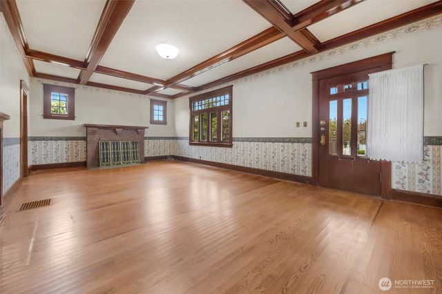 1502 Rainier Avenue, Everett, WA 98201