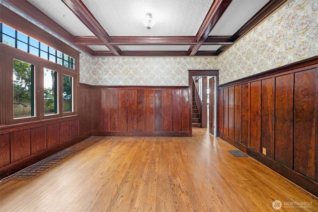 1502 Rainier Avenue, Everett, WA 98201