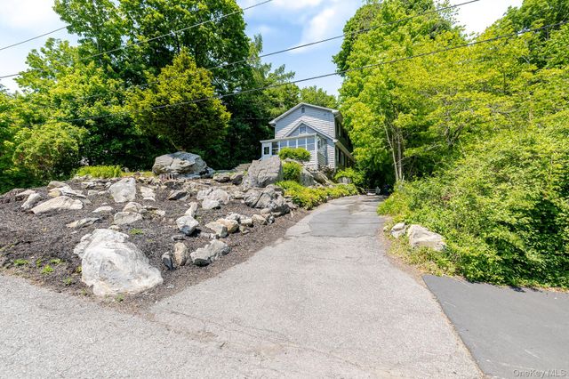 12 Bradhurst Road, Carmel, NY 10512