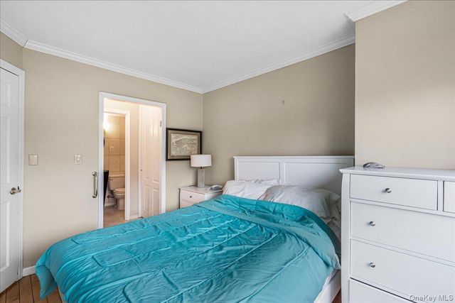 220-55 46th Avenue 5P, Bayside, NY 11361
