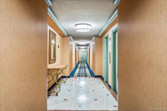 220-55 46th Avenue 5P, Bayside, NY 11361
