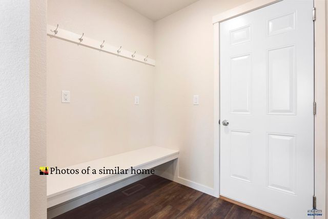 317 N VALLEY DR, Rapid City, SD 57703