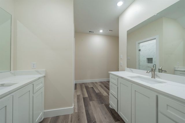 130 Aztec Drive, Mabank, TX 75156