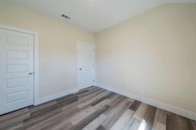 130 Aztec Drive, Mabank, TX 75156