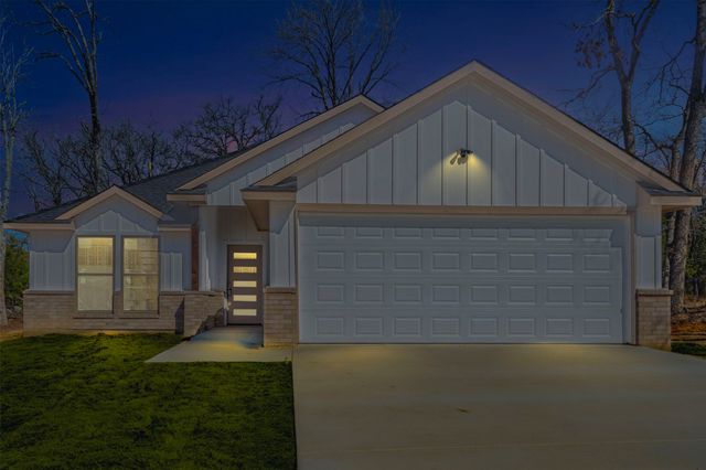 130 Aztec Drive, Mabank, TX 75156