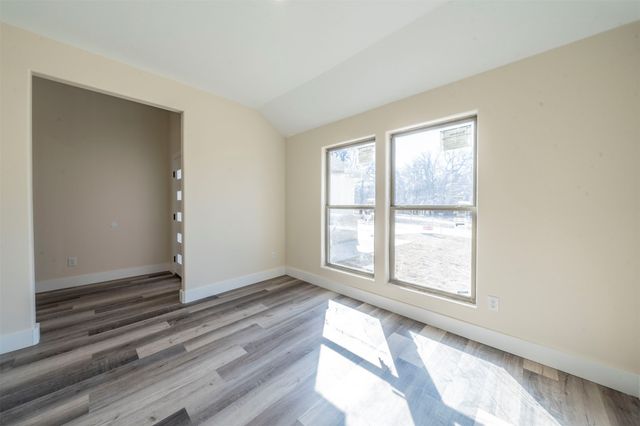 130 Aztec Drive, Mabank, TX 75156