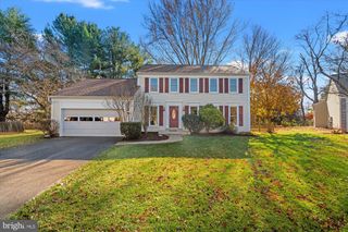 2 BEAUVOIR CT, Rockville, MD 20855