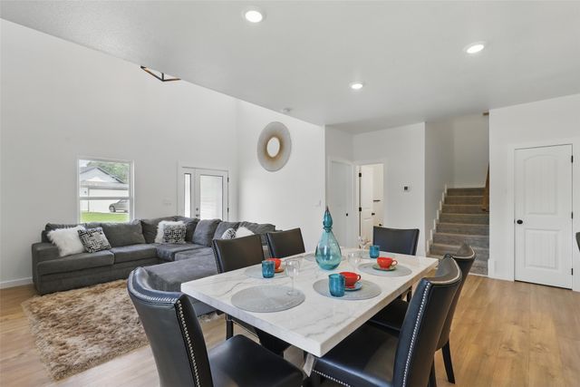 5114 Stoneridge Drive, Granbury, TX 76048