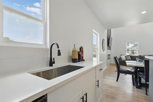 5114 Stoneridge Drive, Granbury, TX 76048