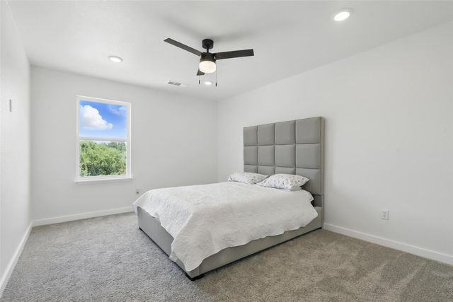 5114 Stoneridge Drive, Granbury, TX 76048