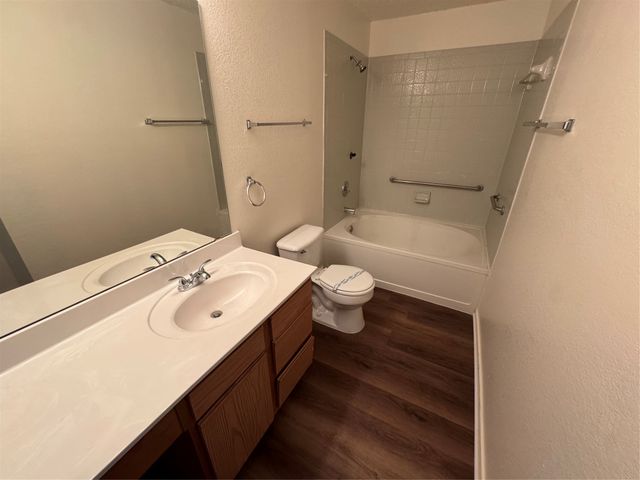 10137 Chapel Glen, Fort Worth, TX 76116