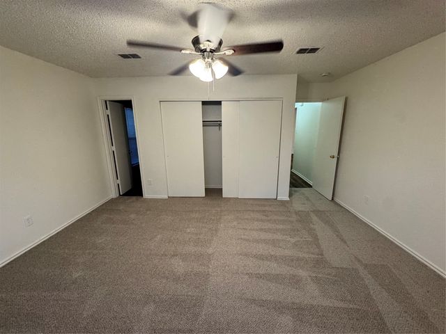 10137 Chapel Glen, Fort Worth, TX 76116