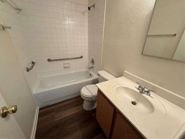 10137 Chapel Glen, Fort Worth, TX 76116