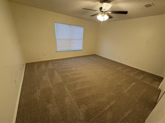 10137 Chapel Glen, Fort Worth, TX 76116