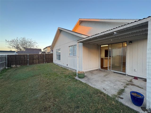 10137 Chapel Glen, Fort Worth, TX 76116