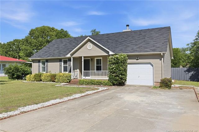 125 Bunker Hill Road, Fayetteville, NC 28314