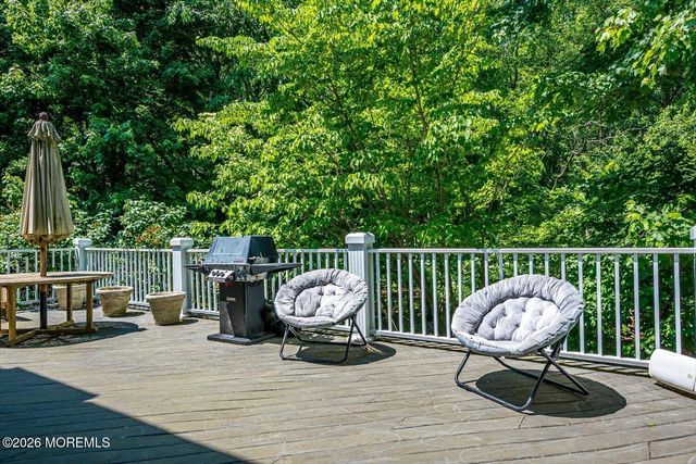 116 Sequoia Woods Court, Holmdel, NJ 07733