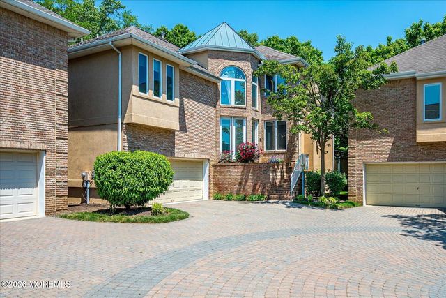116 Sequoia Woods Court, Holmdel, NJ 07733