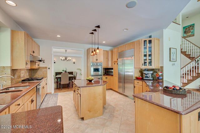 116 Sequoia Woods Court, Holmdel, NJ 07733