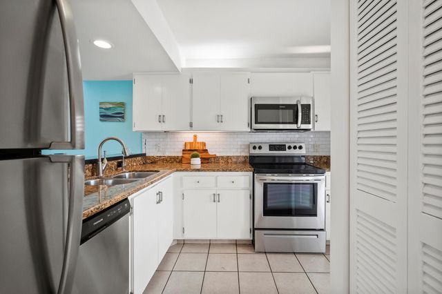 1456 NE Ocean Boulevard 9-202, Stuart, FL 34996