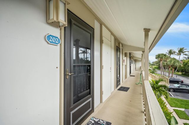 1456 NE Ocean Boulevard 9-202, Stuart, FL 34996