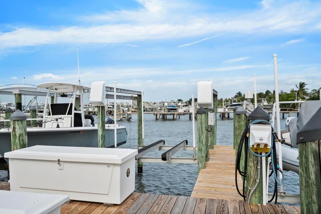 1456 NE Ocean Boulevard 9-202, Stuart, FL 34996